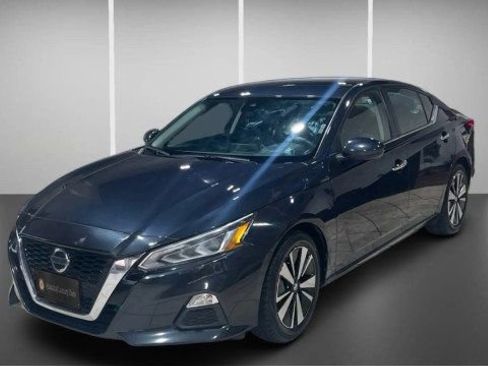 Used 2022 Nissan Altima 2.5 SV image 3