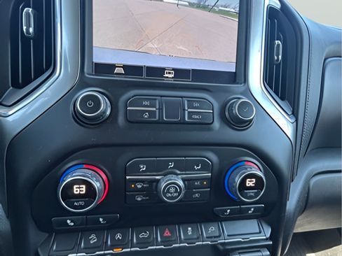 Used 2021 Chevrolet Silverado 1500 LT w/ All Star Edition Plus AWD/4WD image 16