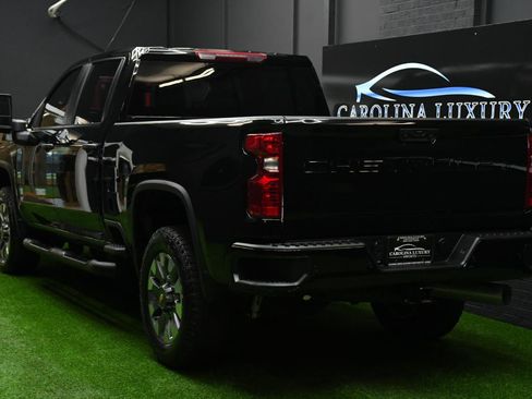 Used 2026 Chevrolet Silverado 2500 Custom w/ Custom Value Package AWD/4WD image 7