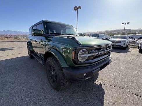Used 2022 Ford Bronco Outer Banks image 7