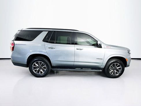 Used 2023 Chevrolet Tahoe Z71 w/ Luxury Package AWD/4WD image 11