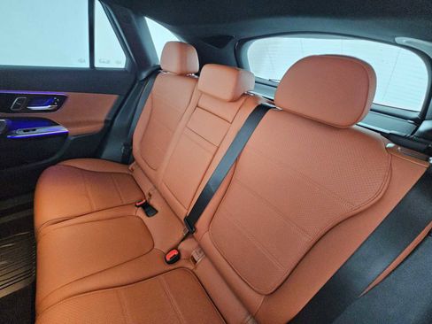 New 2026 Mercedes-Benz GLC 300 4MATIC image 17