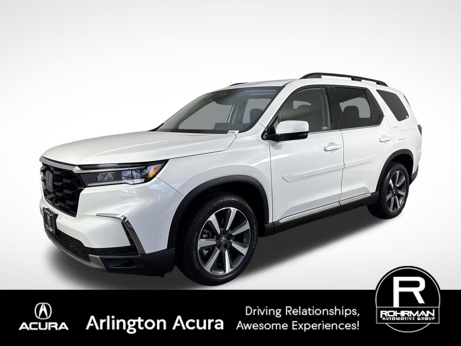 Used 2023 Honda Pilot Touring image 1