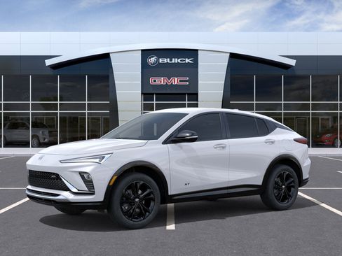 New 2026 Buick Envista Sport Touring image 2