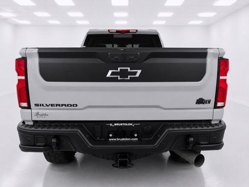 Used 2024 Chevrolet Silverado 2500 ZR2 w/ ZR2 Bison Edition AWD/4WD image 15