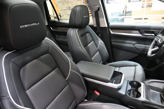 New 2027 GMC Terrain Denali AWD/4WD image 8