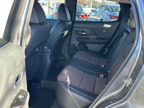 New 2025 Nissan Kicks SR image 12