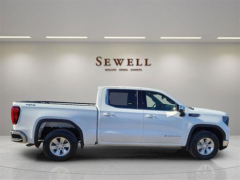 Used 2023 GMC Sierra 1500 SLE image 6
