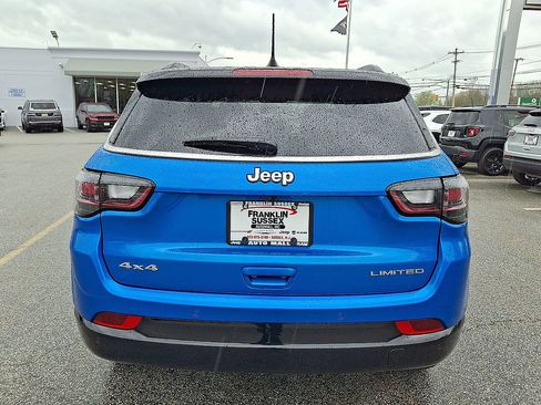 Certified 2025 Jeep Compass Limited w/ Elite Group AWD/4WD image 23