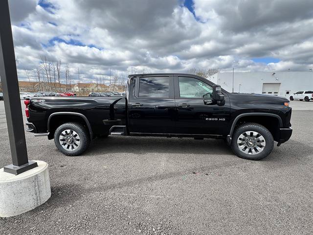 New 2026 Chevrolet Silverado 2500 Custom w/ Custom Value Package AWD/4WD image 7