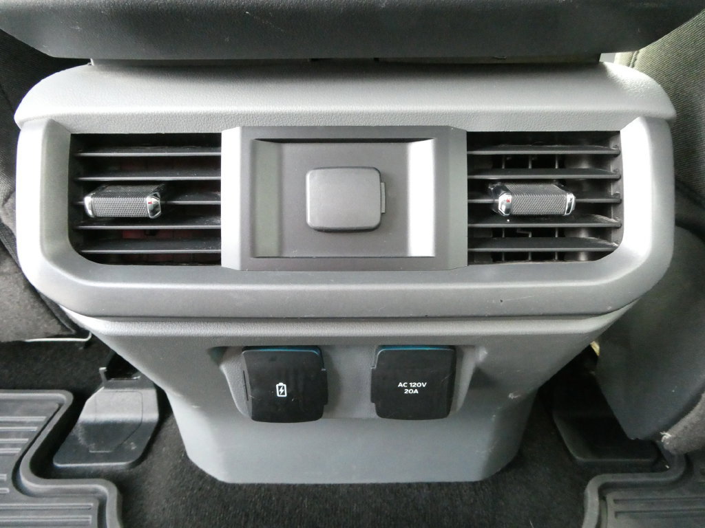 Certified 2022 Ford F150 XLT w/ Equipment Group 302A High AWD/4WD image 19