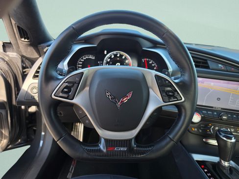 Used 2017 Chevrolet Corvette Z06 RWD image 16