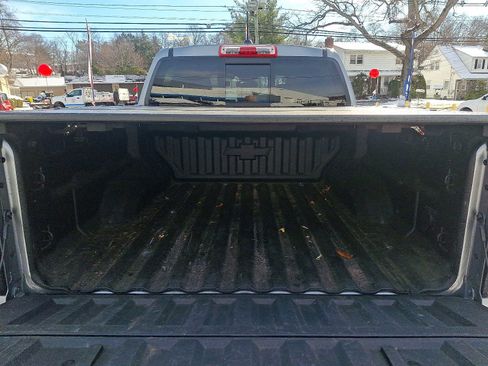 Used 2024 Chevrolet Colorado Z71 w/ Z71 Convenience Package 2 image 28