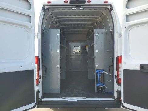 Used 2025 RAM ProMaster 3500 FWD image 10
