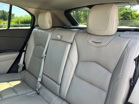 Used 2019 Cadillac XT4 Premium Luxury w/ Cold Weather Package AWD/4WD image 22