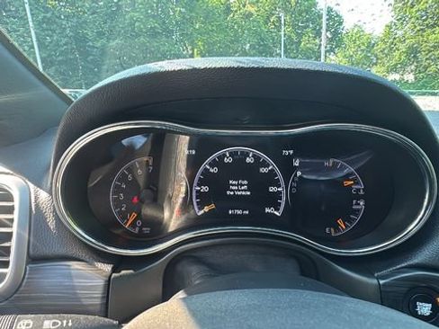 Used 2020 Jeep Grand Cherokee Limited AWD/4WD image 25