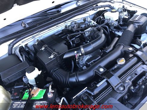 Used 2016 Nissan Frontier S image 21