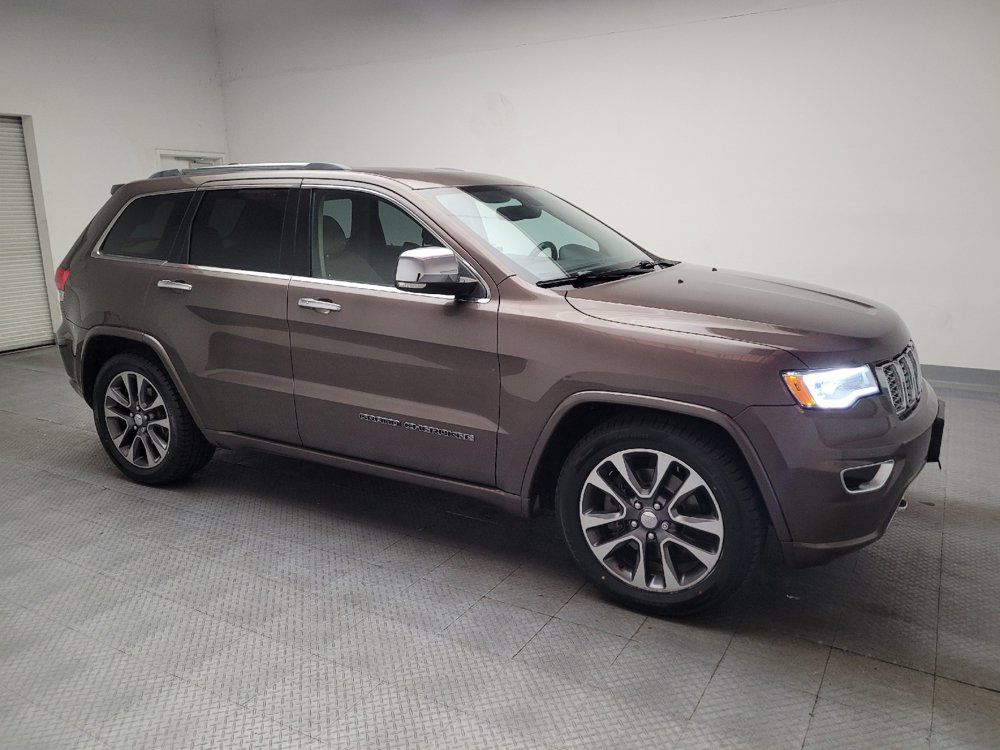 Used 2018 Jeep Grand Cherokee Overland AWD/4WD image 11