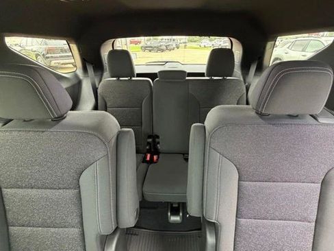 New 2026 Chevrolet Traverse LT w/ Midnight/Sport Edition FWD image 11