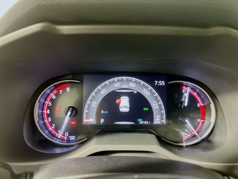Used 2019 Toyota RAV4 Limited w/ Cold Weather Package FWD image 22