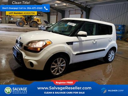 Used 2013 Kia Soul + w/ Audio Pkg
