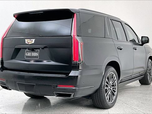 Used 2025 Cadillac Escalade Sport Platinum AWD/4WD image 2