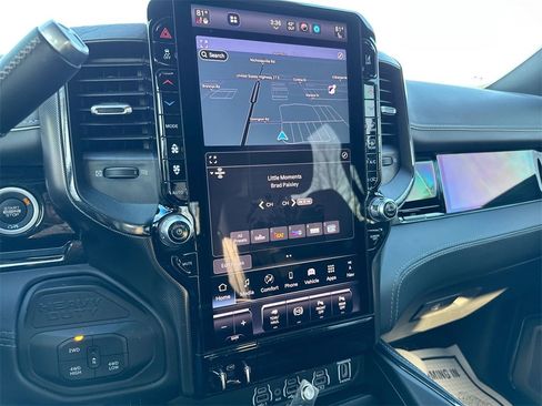 Used 2025 RAM 2500 Limited image 13