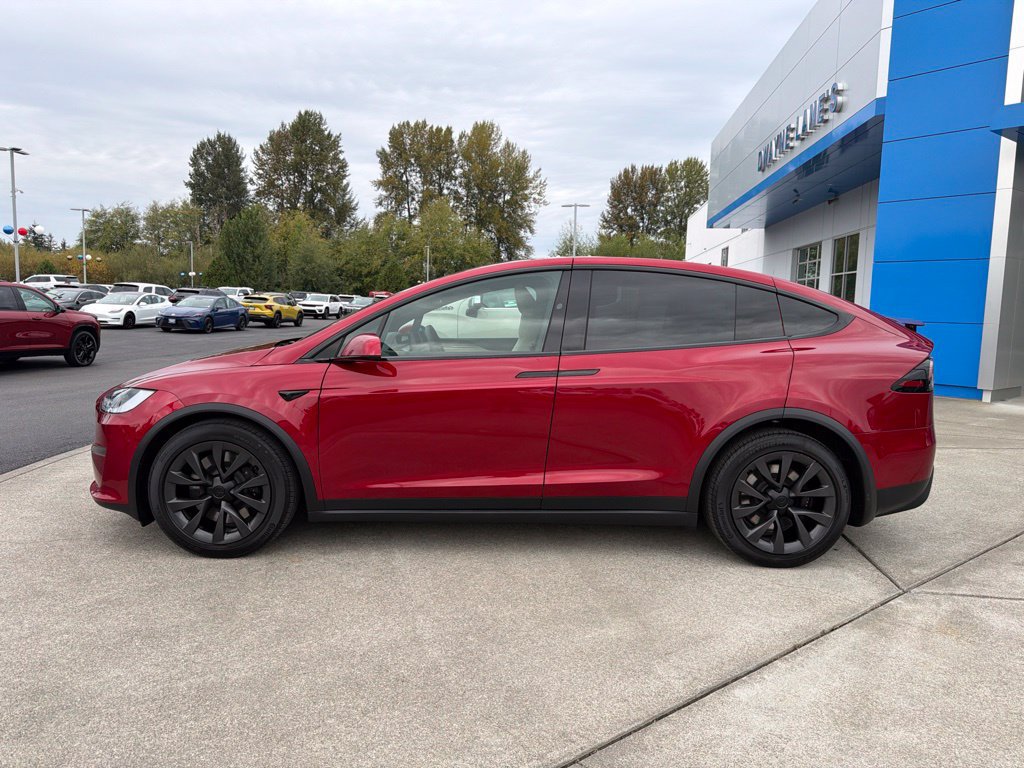 Used 2024 Tesla Model X AWD/4WD image 2