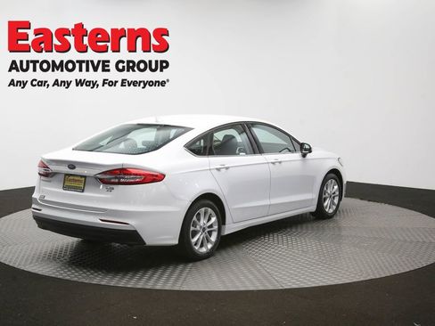 Used 2020 Ford Fusion SE FWD image 39
