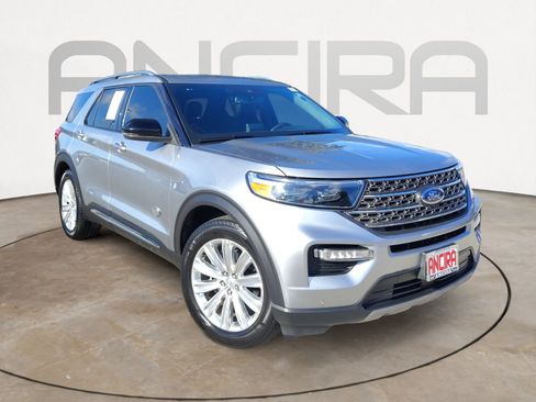 Used 2023 Ford Explorer King Ranch w/ Technology Package RWD image 4