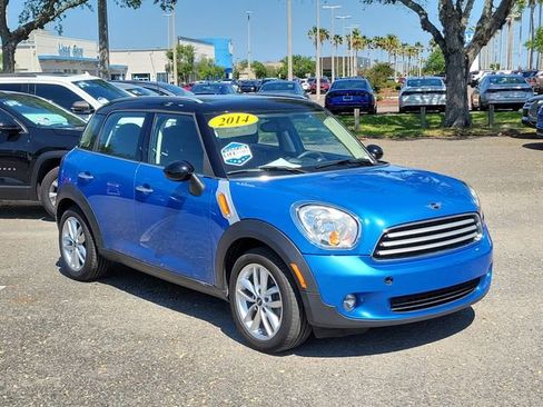 Used 2014 MINI Cooper Countryman image 1