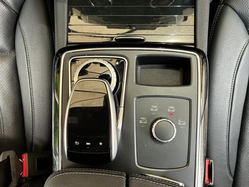 Used 2018 Mercedes-Benz GLE 350 image 31