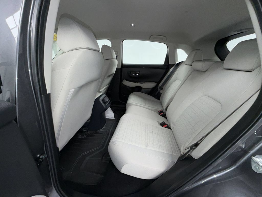 Used 2024 Honda HR-V LX image 16