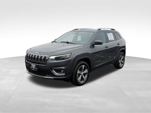 Used 2020 Jeep Cherokee Limited image 3