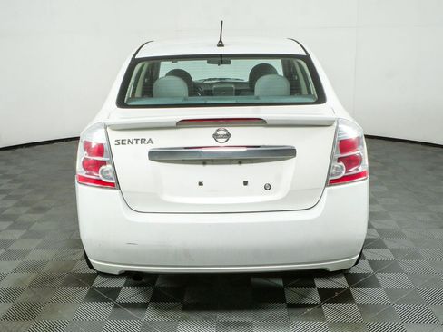 Used 2011 Nissan Sentra 2.0 S FWD image 24