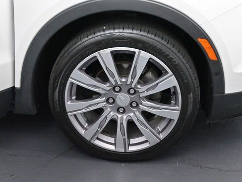 Used 2021 Cadillac XT4 Premium Luxury w/ Technology Package AWD/4WD image 35
