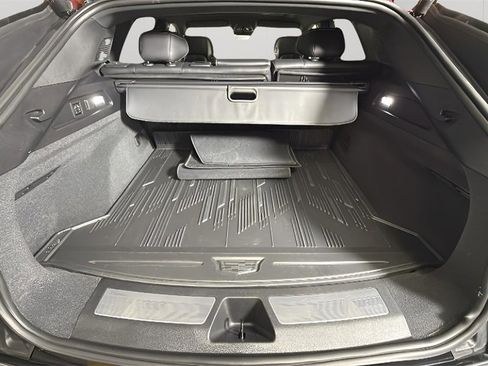 Used 2024 Cadillac Lyriq Luxury w/ LPO, Floor Liner Package image 34