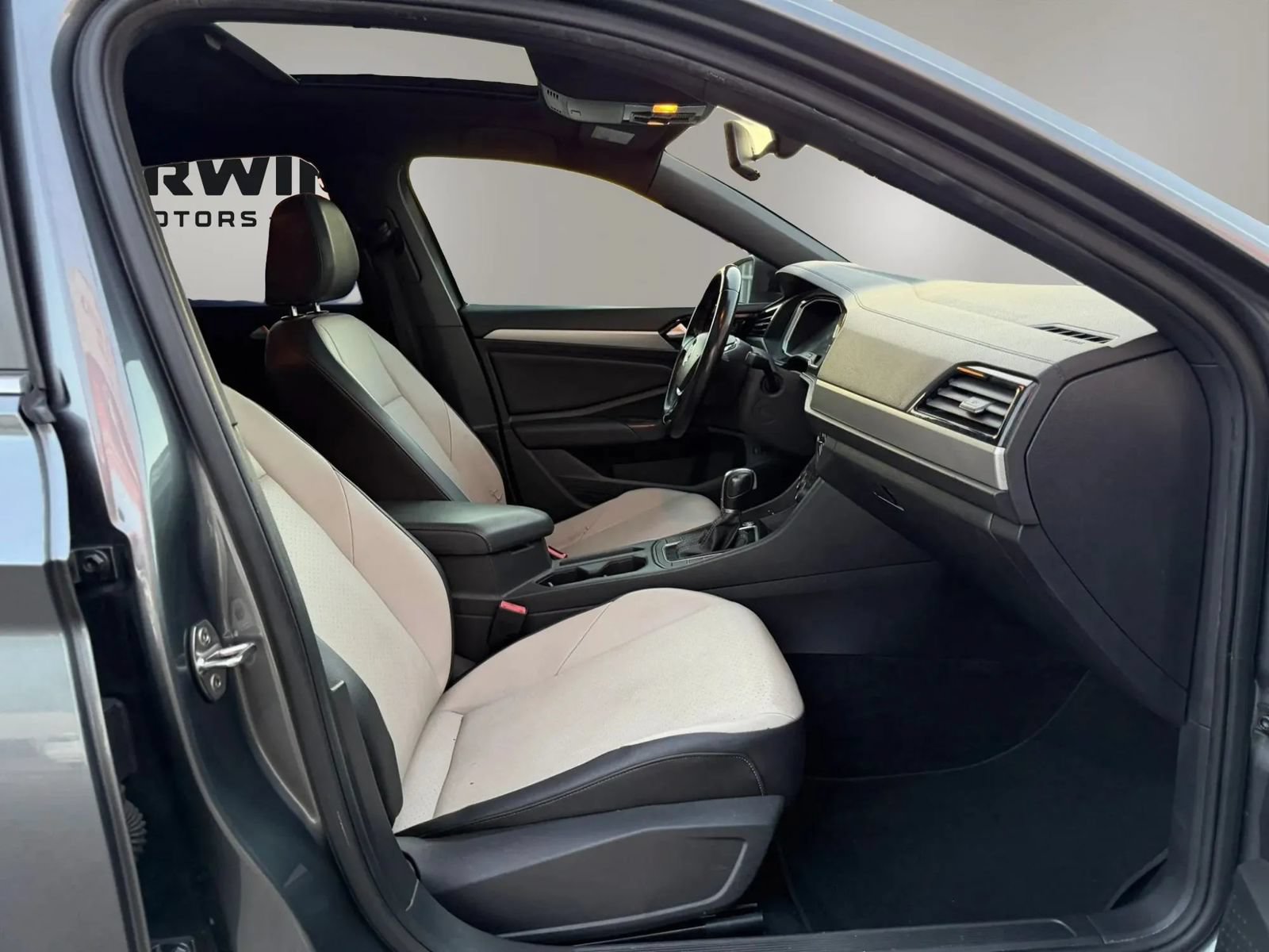 Used 2019 Volkswagen Jetta R-Line FWD image 28
