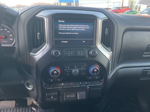 Used 2023 Chevrolet Silverado 3500 LT w/ Convenience Package image 21