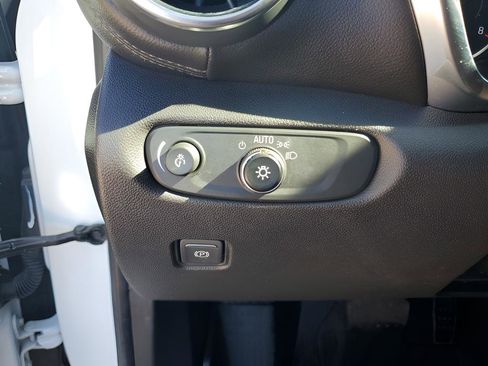 Used 2021 Chevrolet Blazer LT image 31