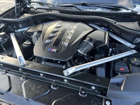 Certified 2024 BMW X7 M60i w/ Executive Package image 17