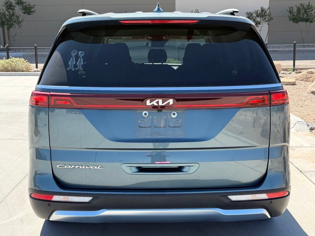 Used 2022 Kia Carnival SX FWD image 7