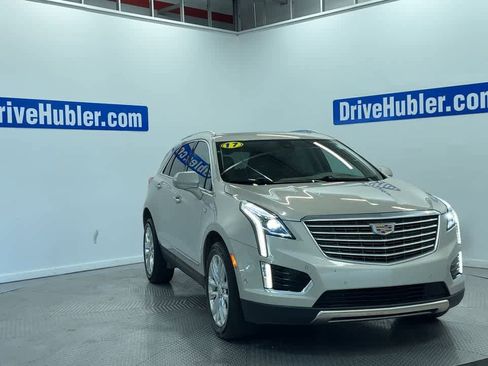 Used 2017 Cadillac XT5 Platinum w/ Driver Assist Package AWD/4WD image 5