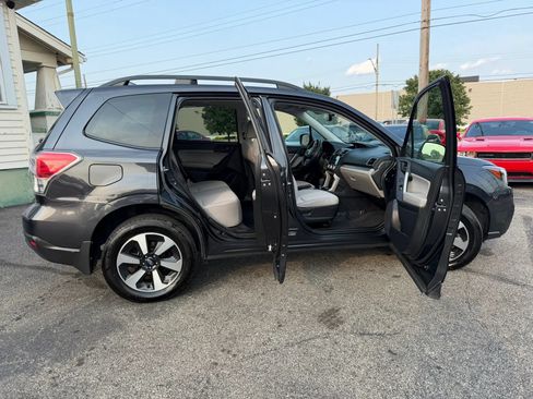 Used 2018 Subaru Forester 2.5i Premium AWD/4WD image 25