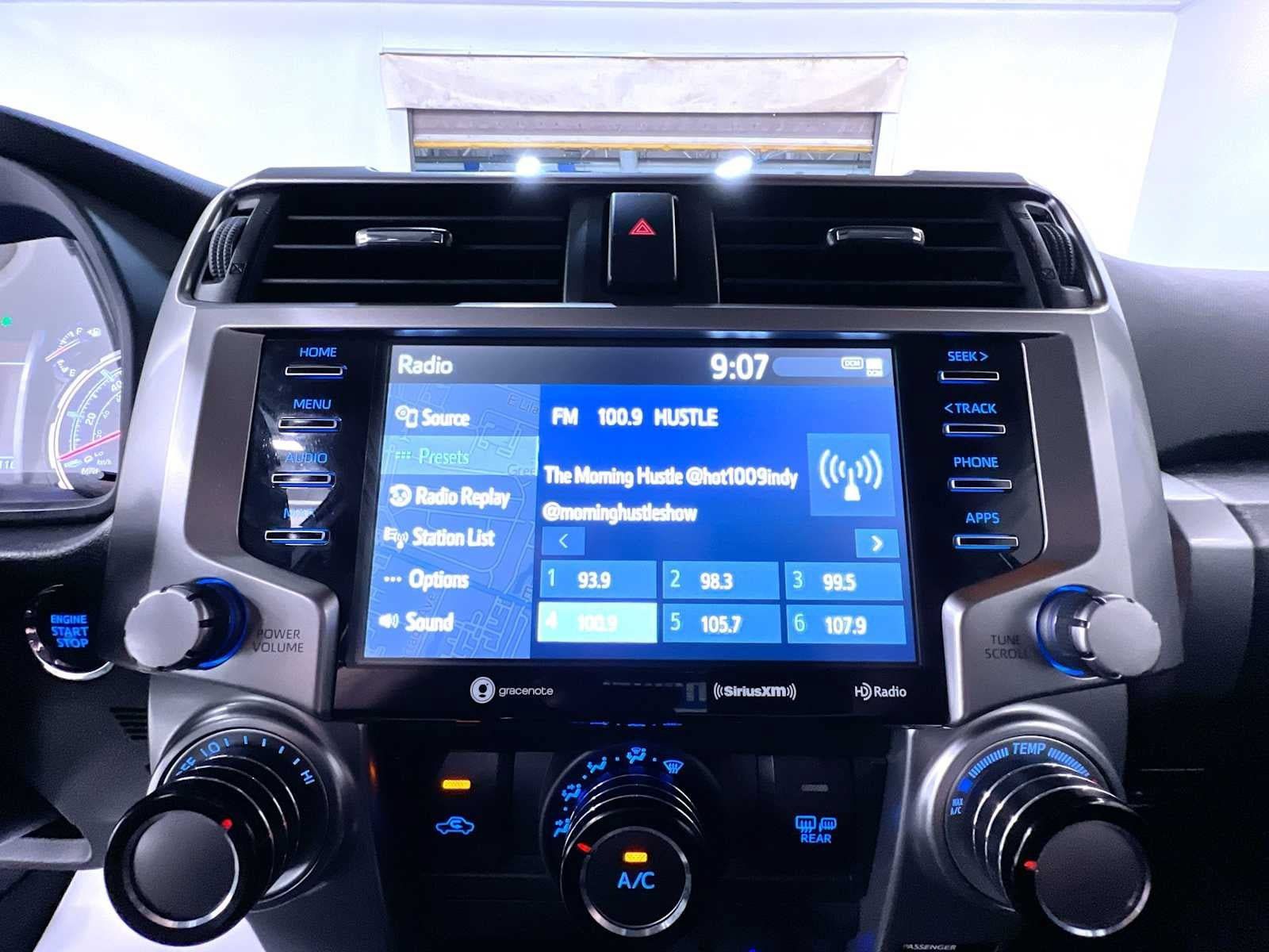 Used 2022 Toyota 4Runner TRD Sport w/ Technology Package AWD/4WD image 26