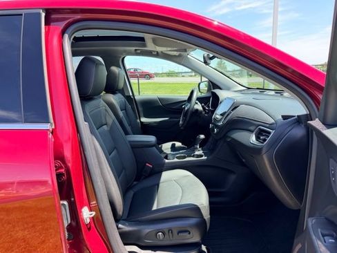 Used 2020 Chevrolet Equinox Premier AWD/4WD image 11
