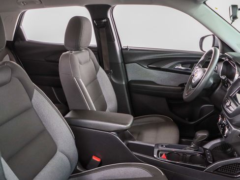 Used 2023 Chevrolet TrailBlazer LT FWD image 26