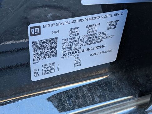Used 2025 GMC Sierra 1500 Denali w/ Technology Package AWD/4WD image 36