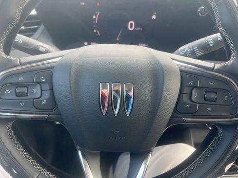 Used 2025 Buick Encore GX Preferred w/ Comfort Package image 8