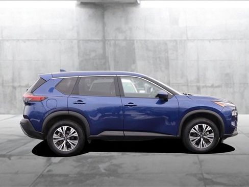 Certified 2023 Nissan Rogue SV image 5